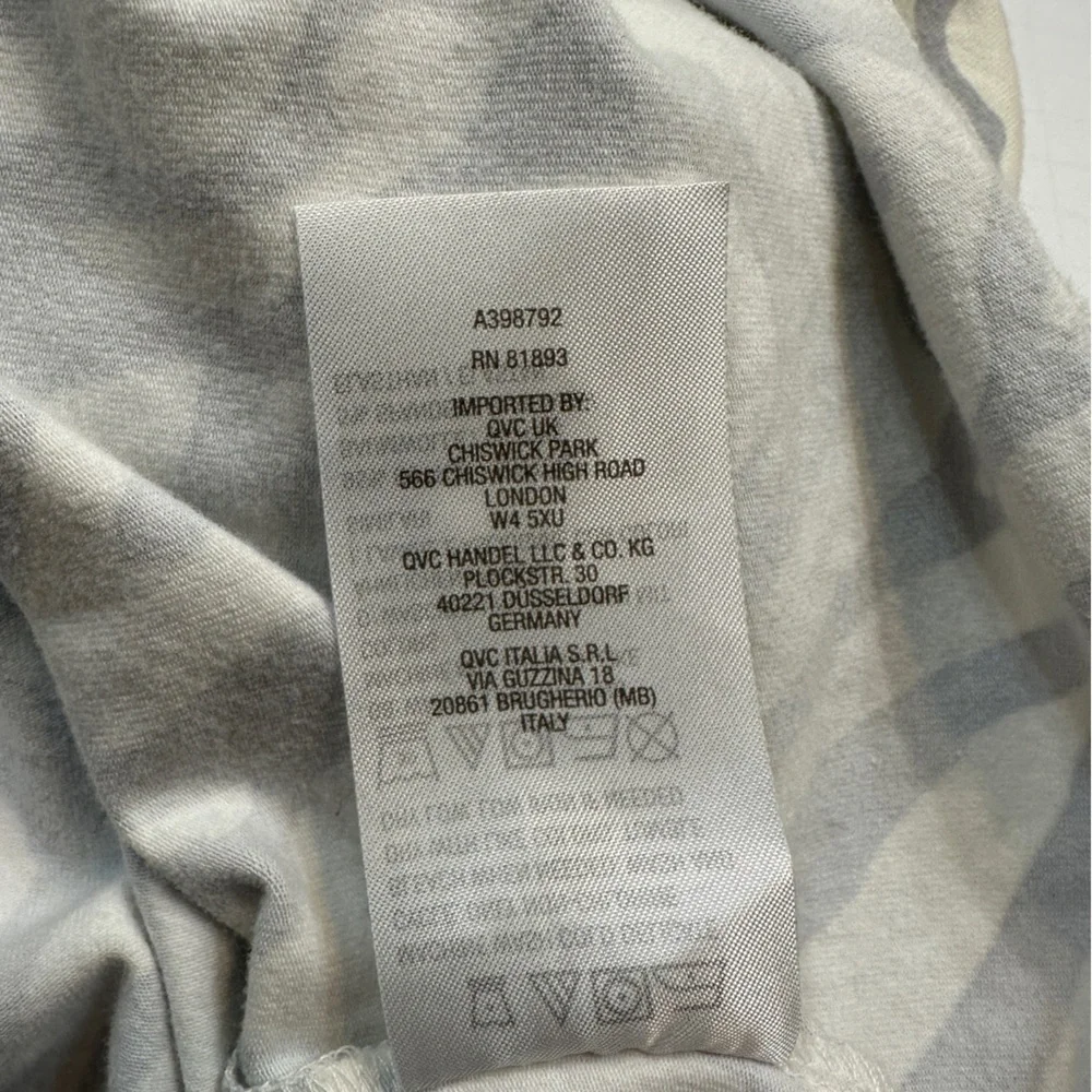 Gray and Cream Patterned T-Shirt - Picture 6 of 6
